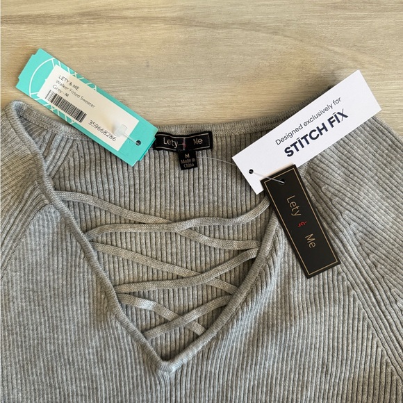 Lety & Me Walker Fitted Sweater Grey Medium NWT STITCH FIX - Picture 9 of 11